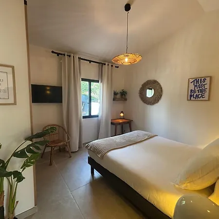 بيت للعطل Le Jardin De La Vade قرقشونه