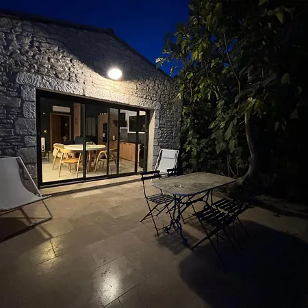 Le Jardin De La Vade Feriehus